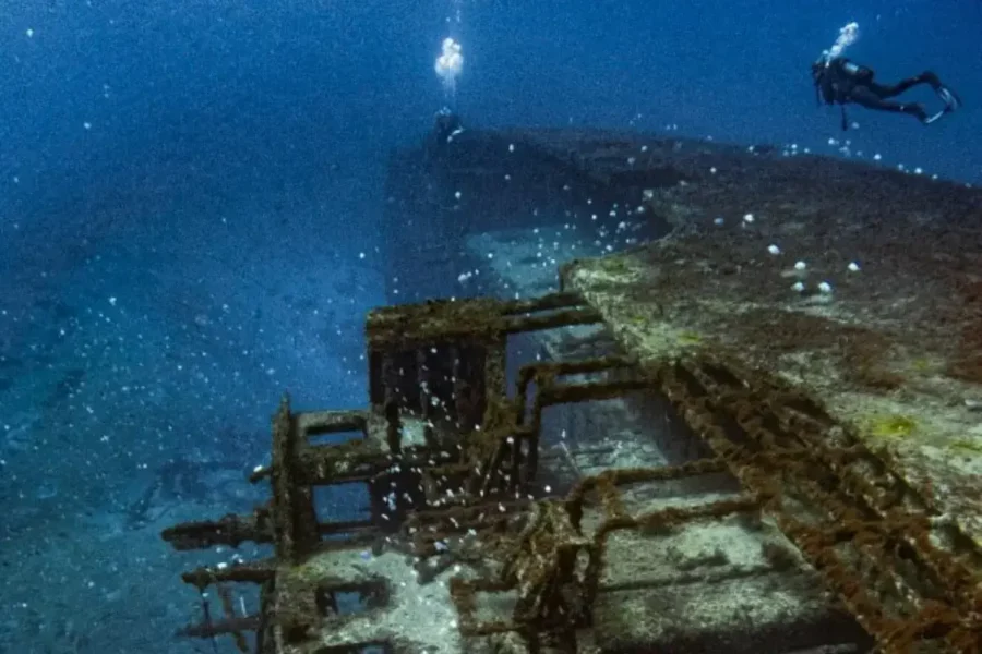 Frontier Shipwreck